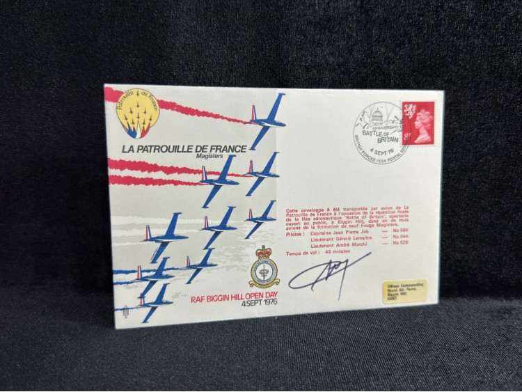 1976 İngiltere Kraliyet Hava Kuvvetleri ROYAL AİR FORCE RAF La Patrouille de France FDC İlk Gün Zarfı Islak İmzalı