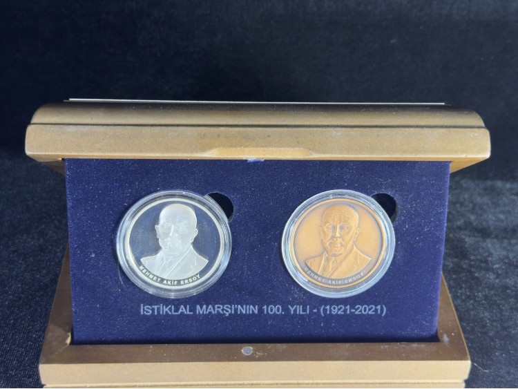 Darphane İstiklal Marşı’nın 100. Yılı (1921–2021) Gümüş Bronz Hatıra Sikke Seti – Mehmet Akif Ersoy